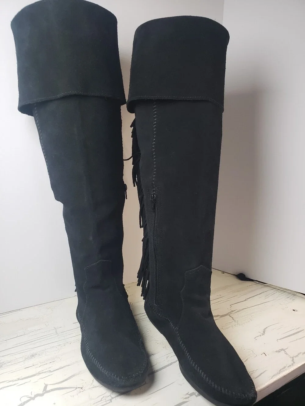 Minnetonka Genuine Suede Leather Over the Knee Boots w/ Fringe - Women's size 10